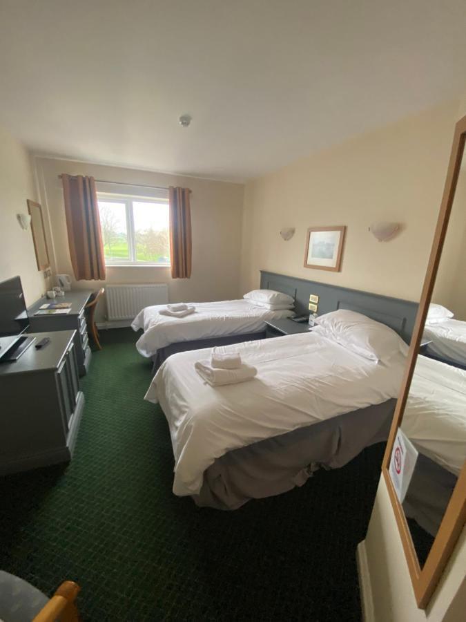 Bells Hotel Coleford  Exterior photo